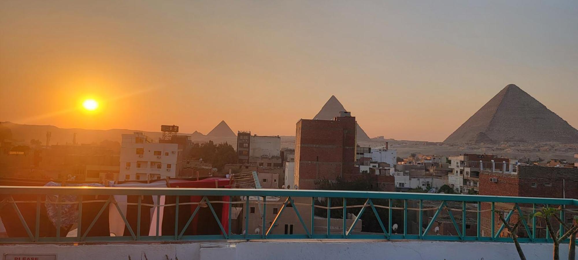 Pyramids Temple Guest House Kafret el-Gabal 외부 사진